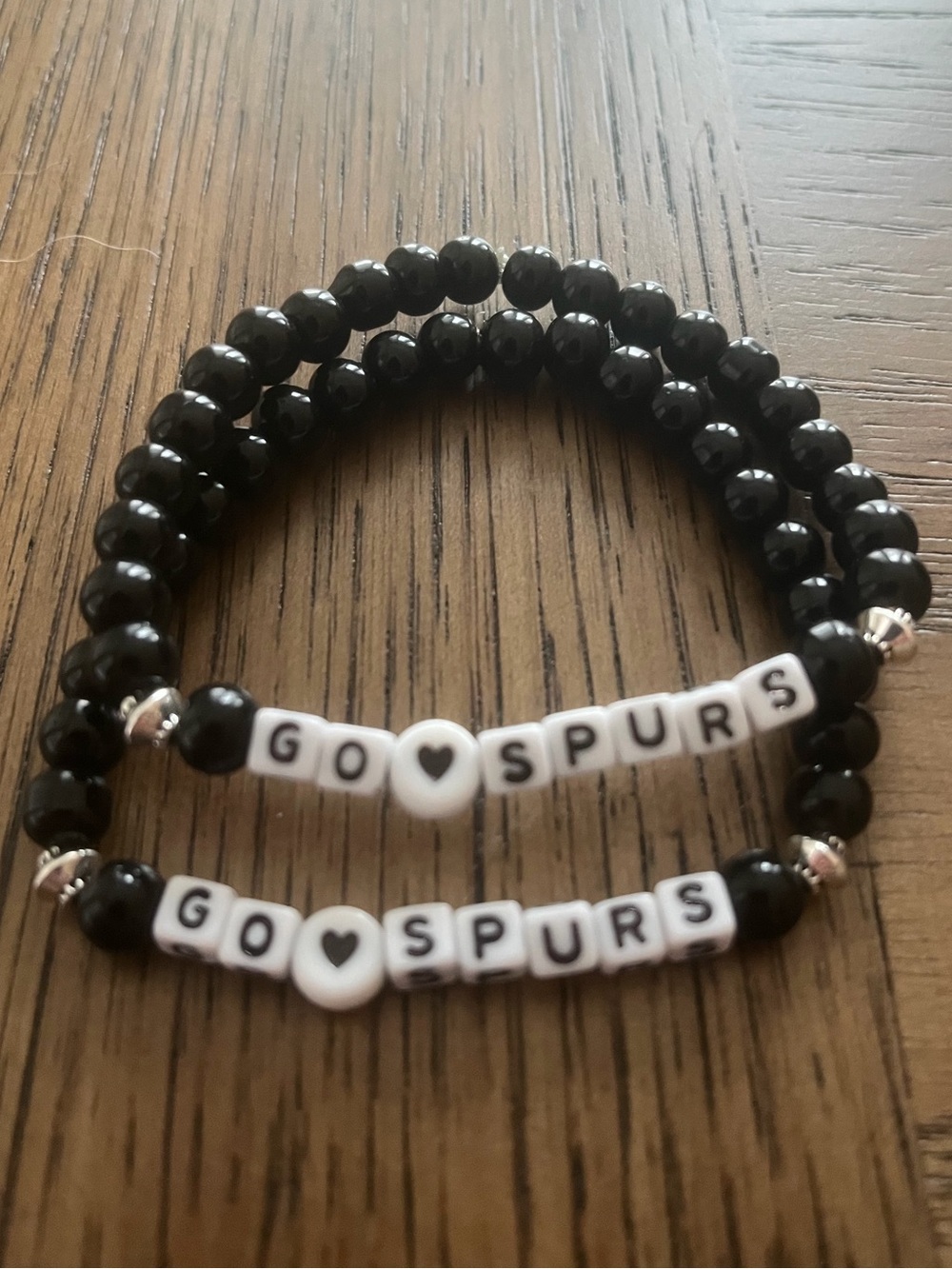 GO 🖤 SPURS UNISEX Black Beaded Stretch Bracelets - Set of 2